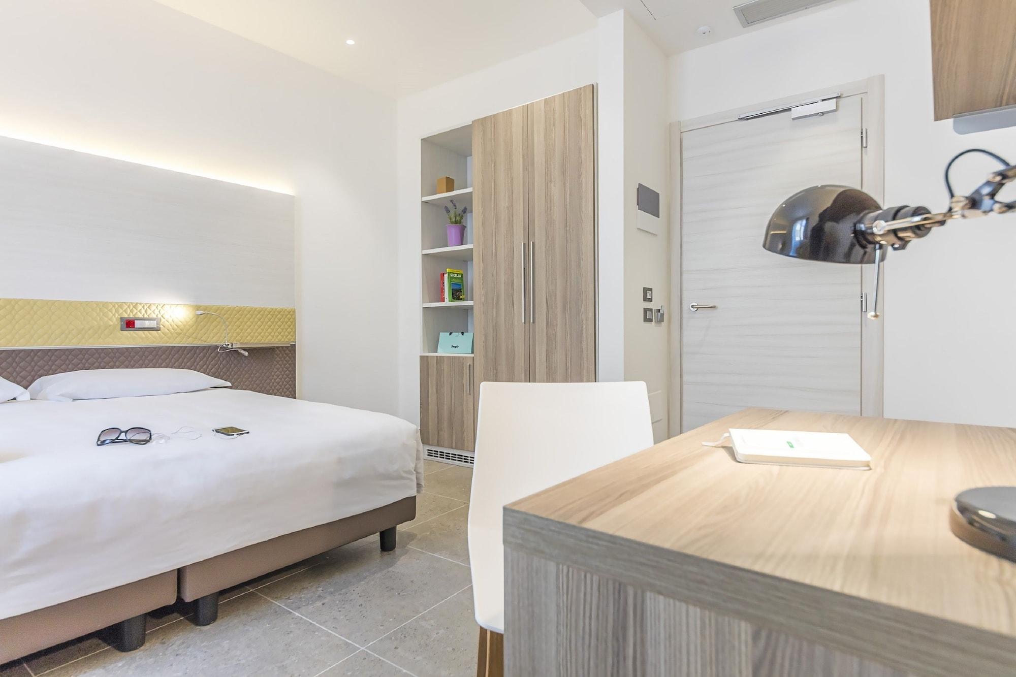 Camplus Palermo Normanni - Casa Per Ferie Экстерьер фото